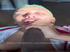 Thumb 16